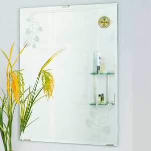 Kiếng Treo Nhà Tắm In Cỏ Ba Lá